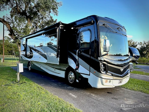 Used 2021 Fleetwood Discovery 38W Featured Photo