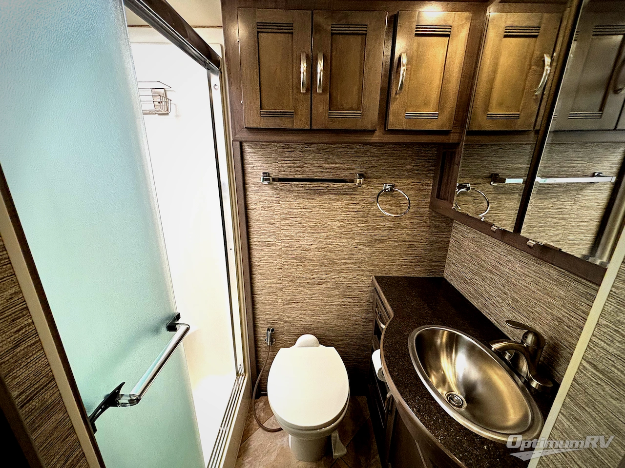 2019 Winnebago Forza 34T Photo 15