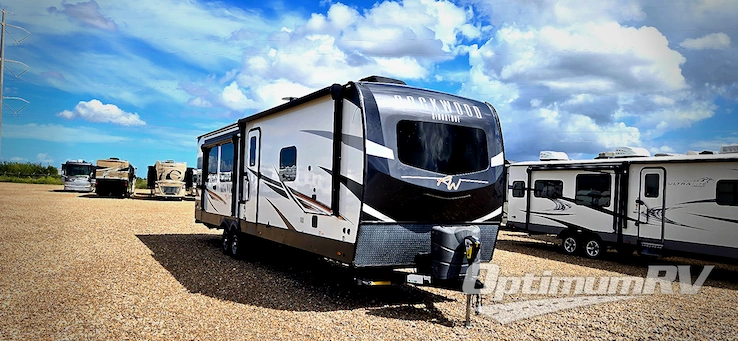 2022 Forest River Rockwood Signature Ultra Lite 8337RL RV Photo 1