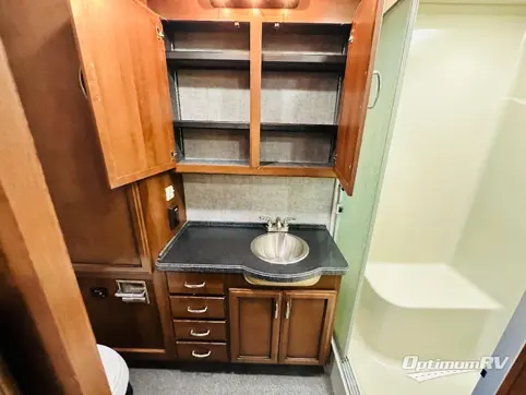 2014 Fleetwood Terra 34E RV Photo 4