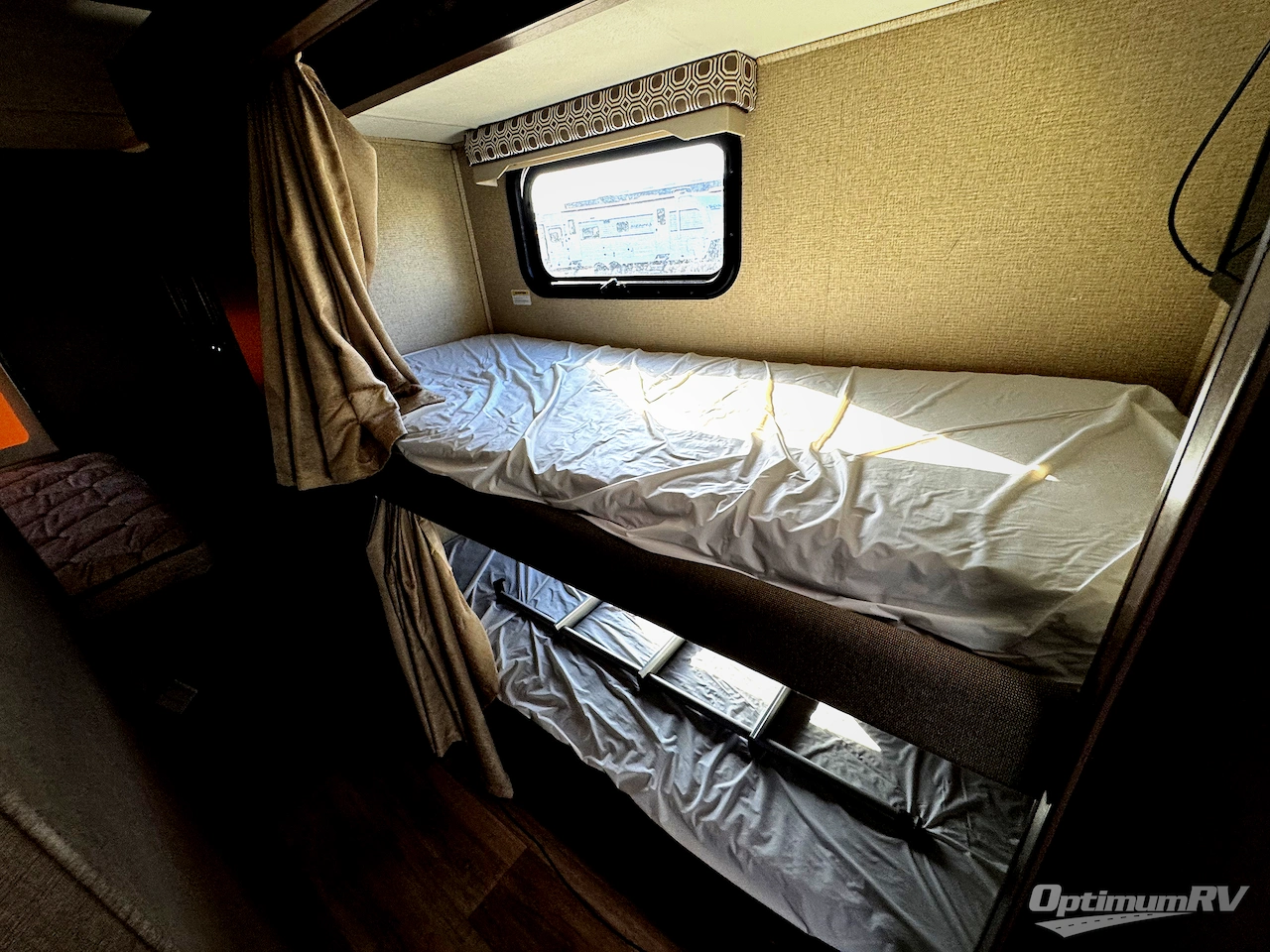 2017 Four Winds Four Winds 31E Photo 10