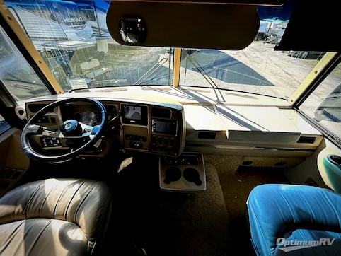 2005 Itasca Suncruiser 35A RV Photo 2