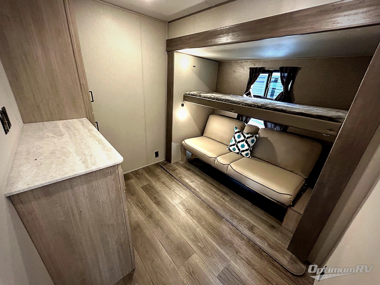 2024 Coachmen Catalina Destination Series 39FKTS Photo 9