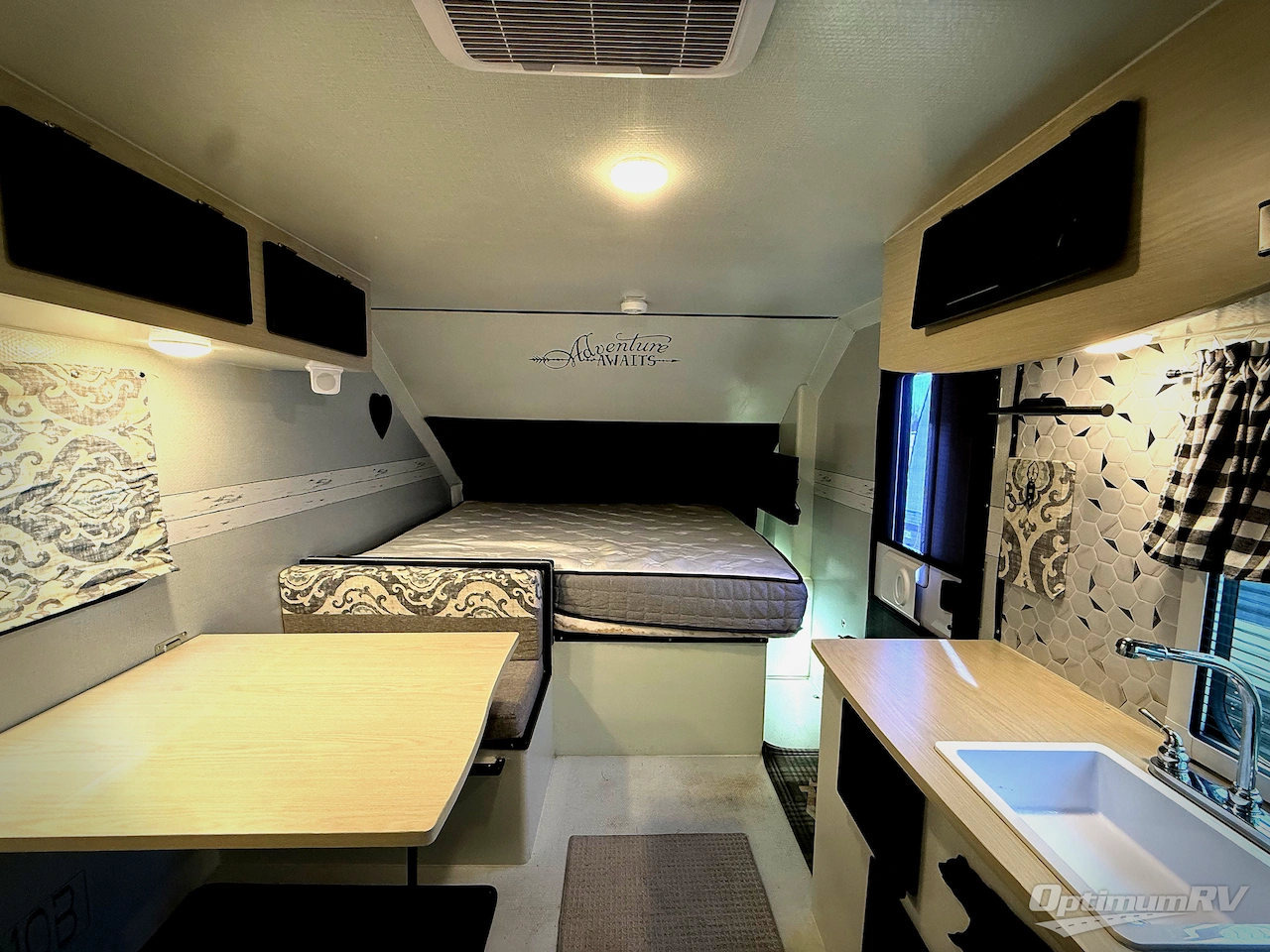 2024 International RV Manufacturing LIV 201FIT Photo 6