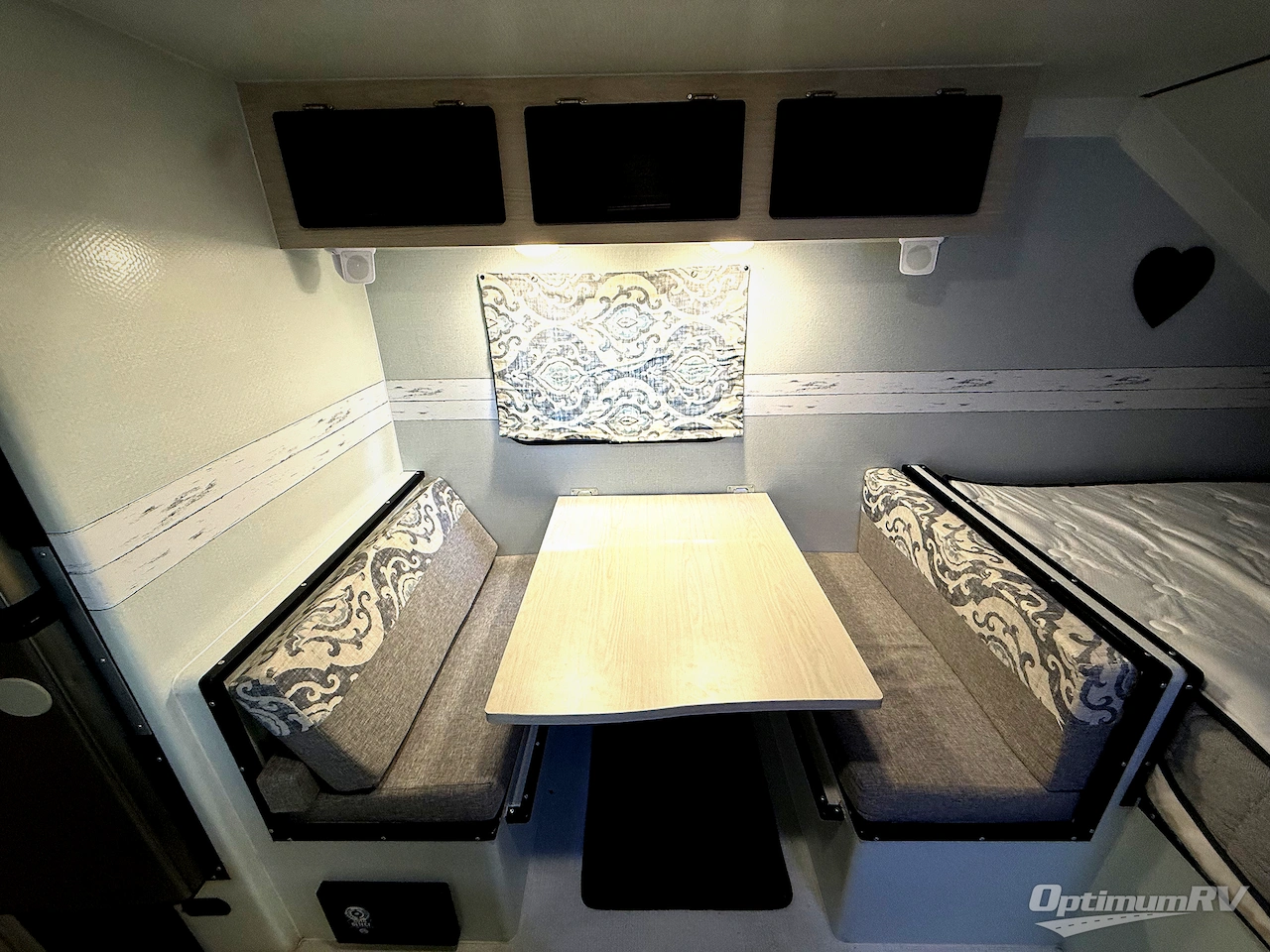 2024 International RV Manufacturing LIV 201FIT Photo 9