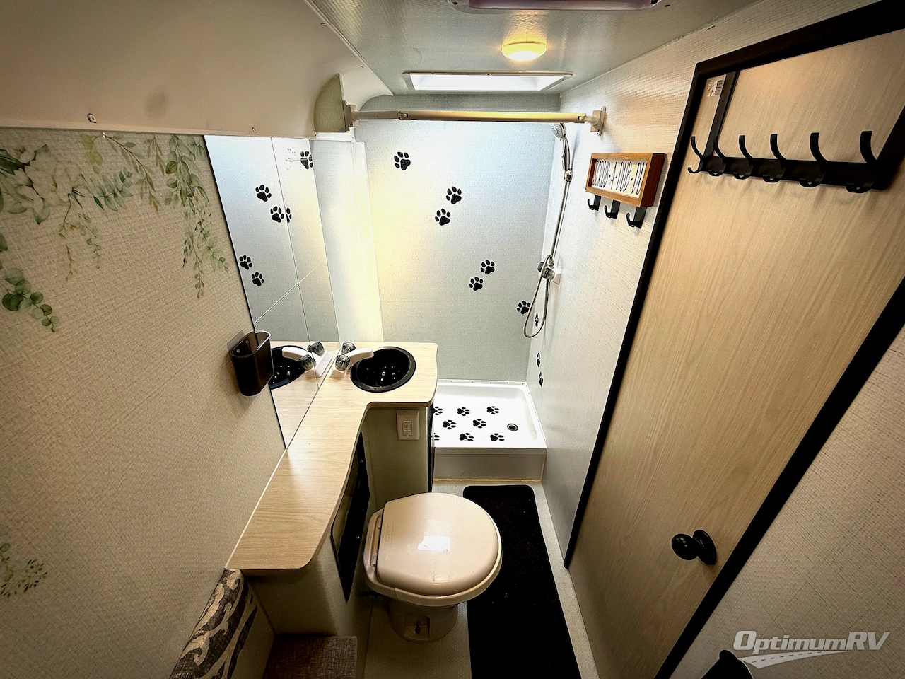 2024 International RV Manufacturing LIV 201FIT Photo 14