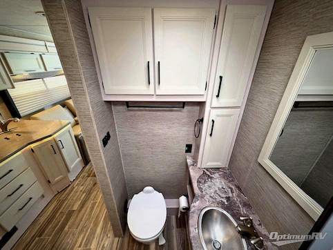 2023 Thor ACE 29D RV Photo 4