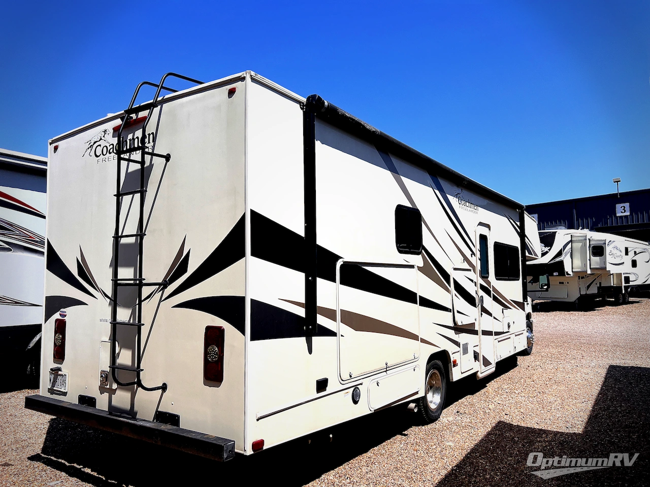 2020 Coachmen Freelander 32DS Ford 450 Photo 2