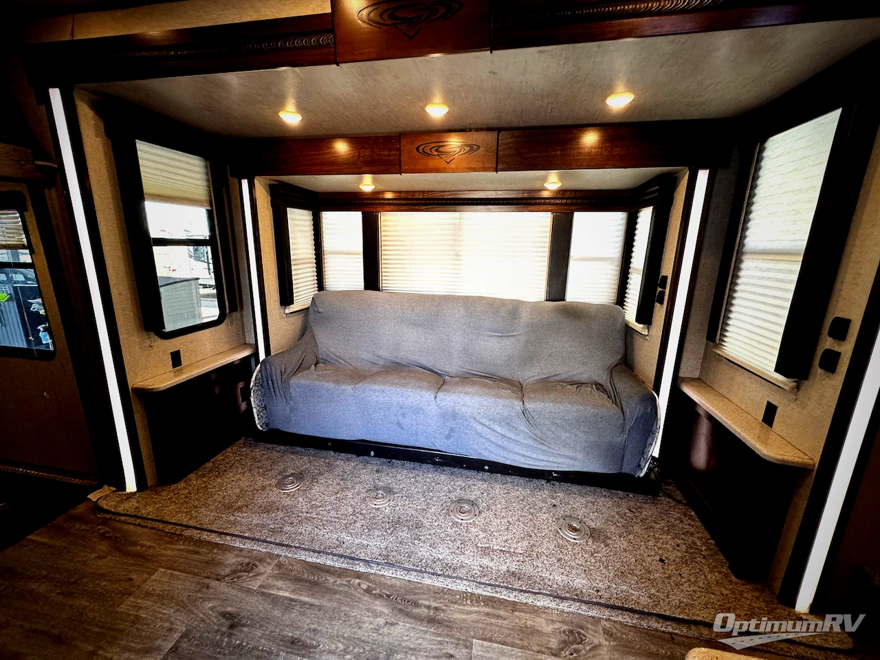 2018 Heartland Cyclone 3611JS Photo 5