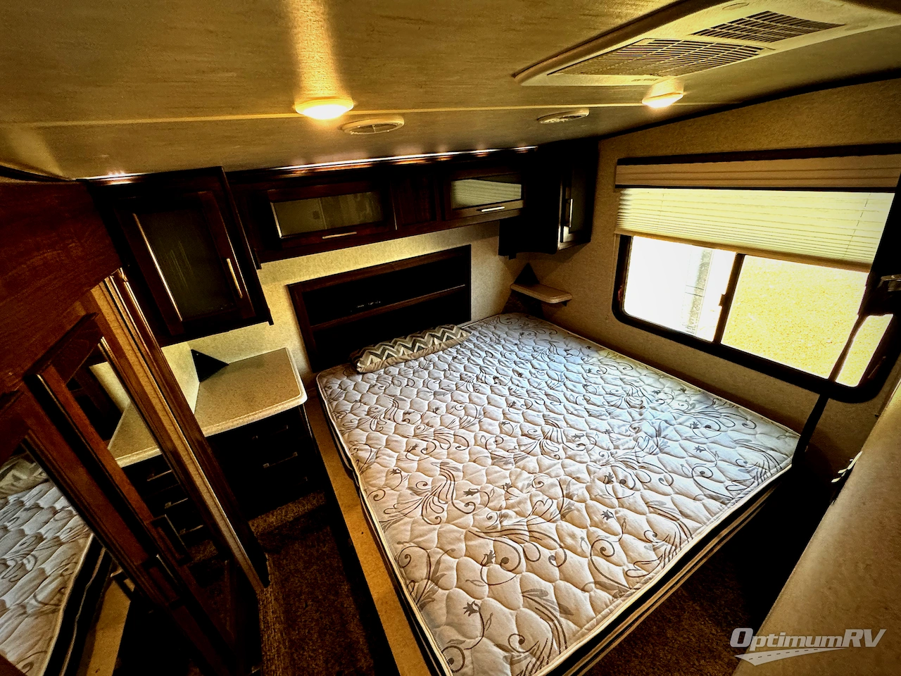 2018 Heartland Cyclone 3611JS Photo 17