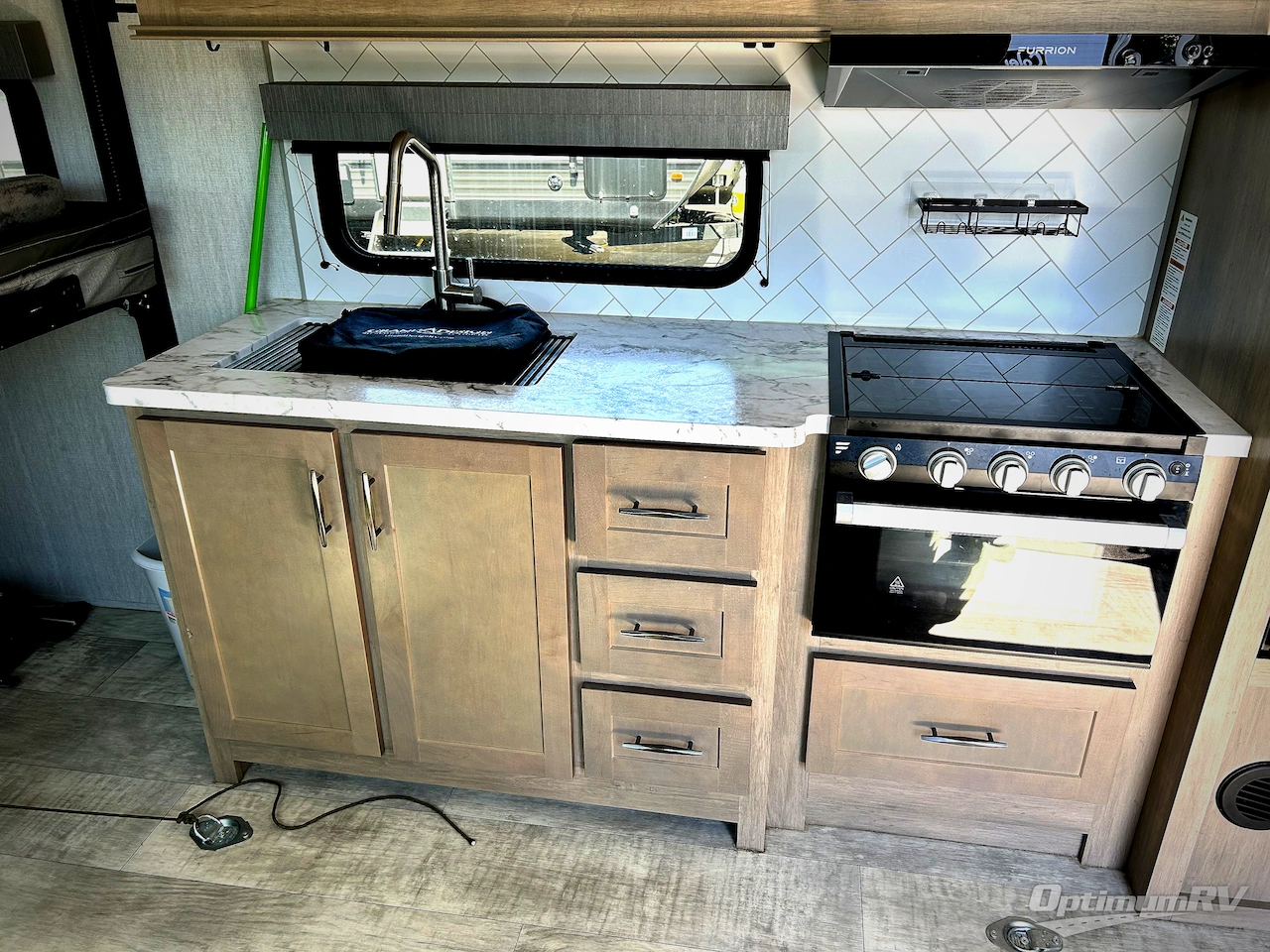 2023 Grand Design Momentum G-Class 21G Photo 10