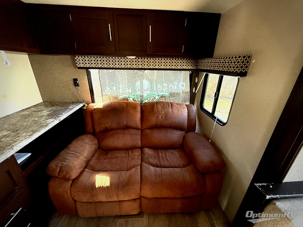 2018 KZ Sportsmen LE 241RLLE Photo 6