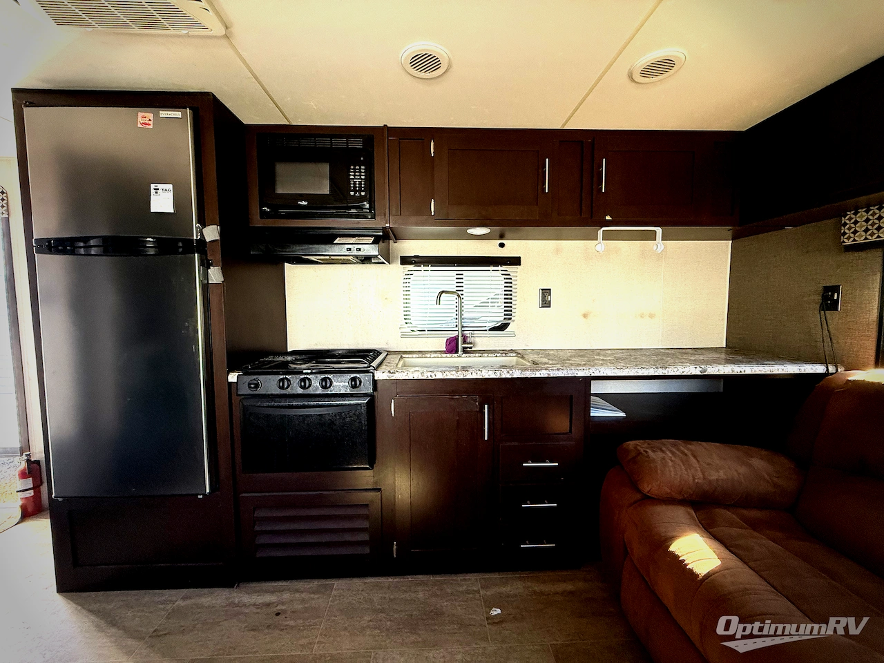 2018 KZ Sportsmen LE 241RLLE Photo 8