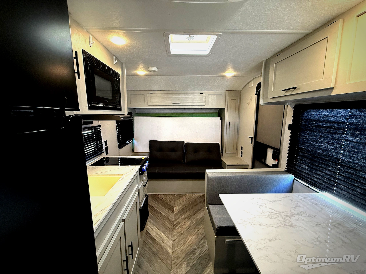 2021 Forest River Salem FSX 179DBKX Photo 6