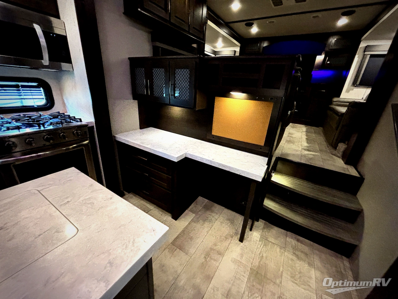 2021 Grand Design MOMENTUM 376THS Photo 13