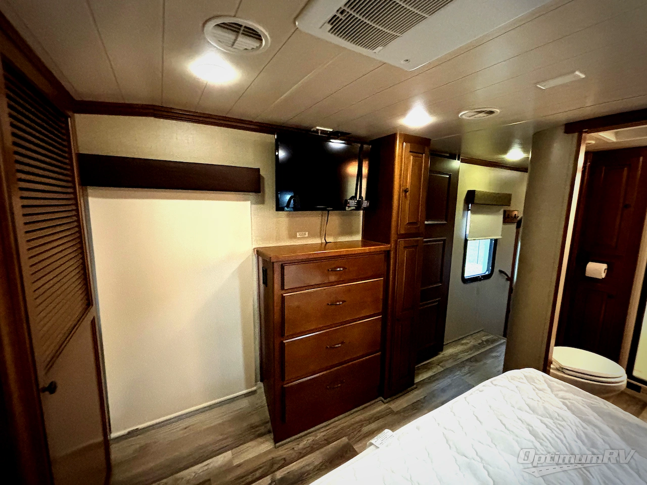 2015 Heartland Bighorn 3570RS Photo 13