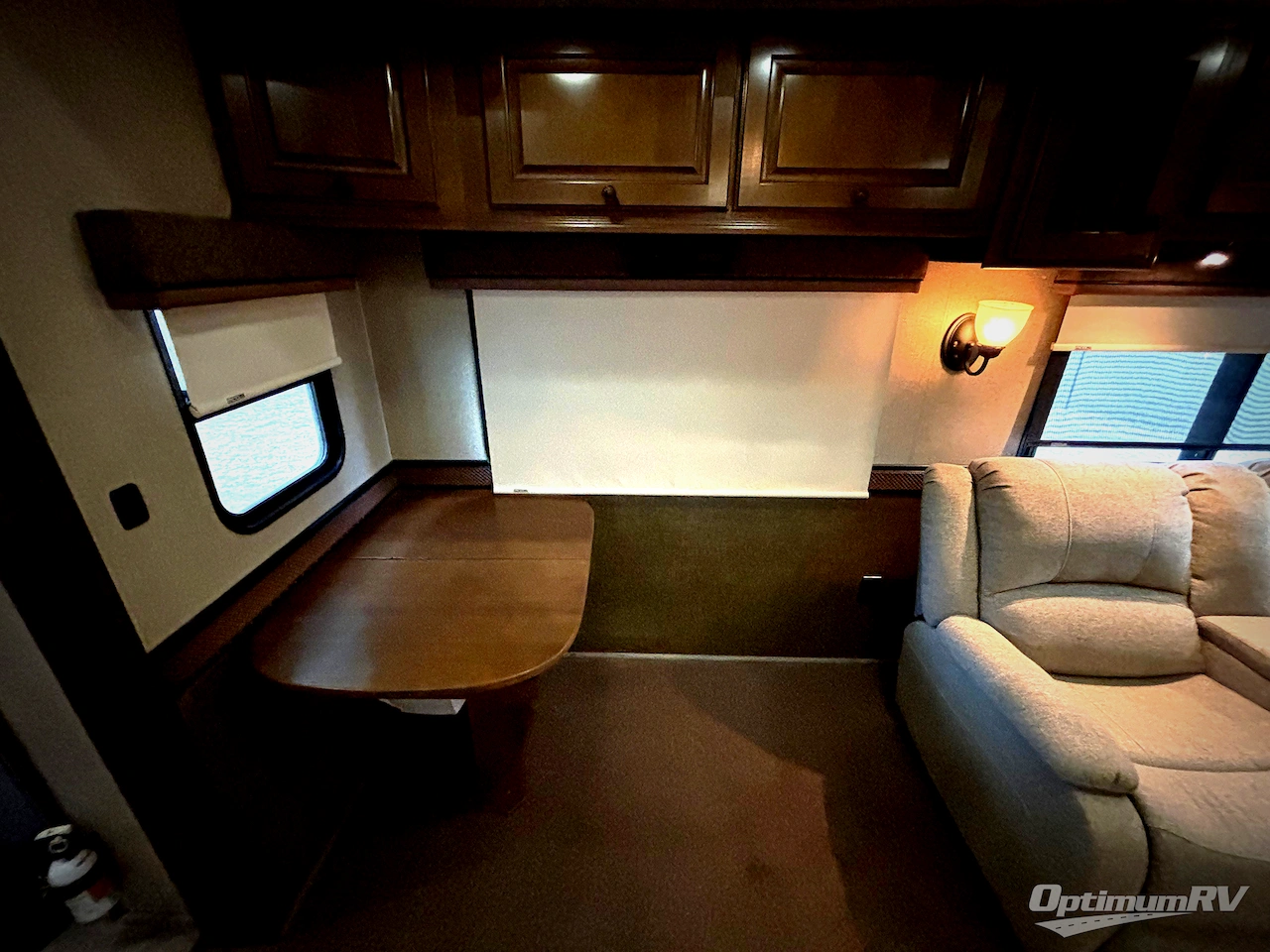 2015 Heartland Bighorn 3570RS Photo 17