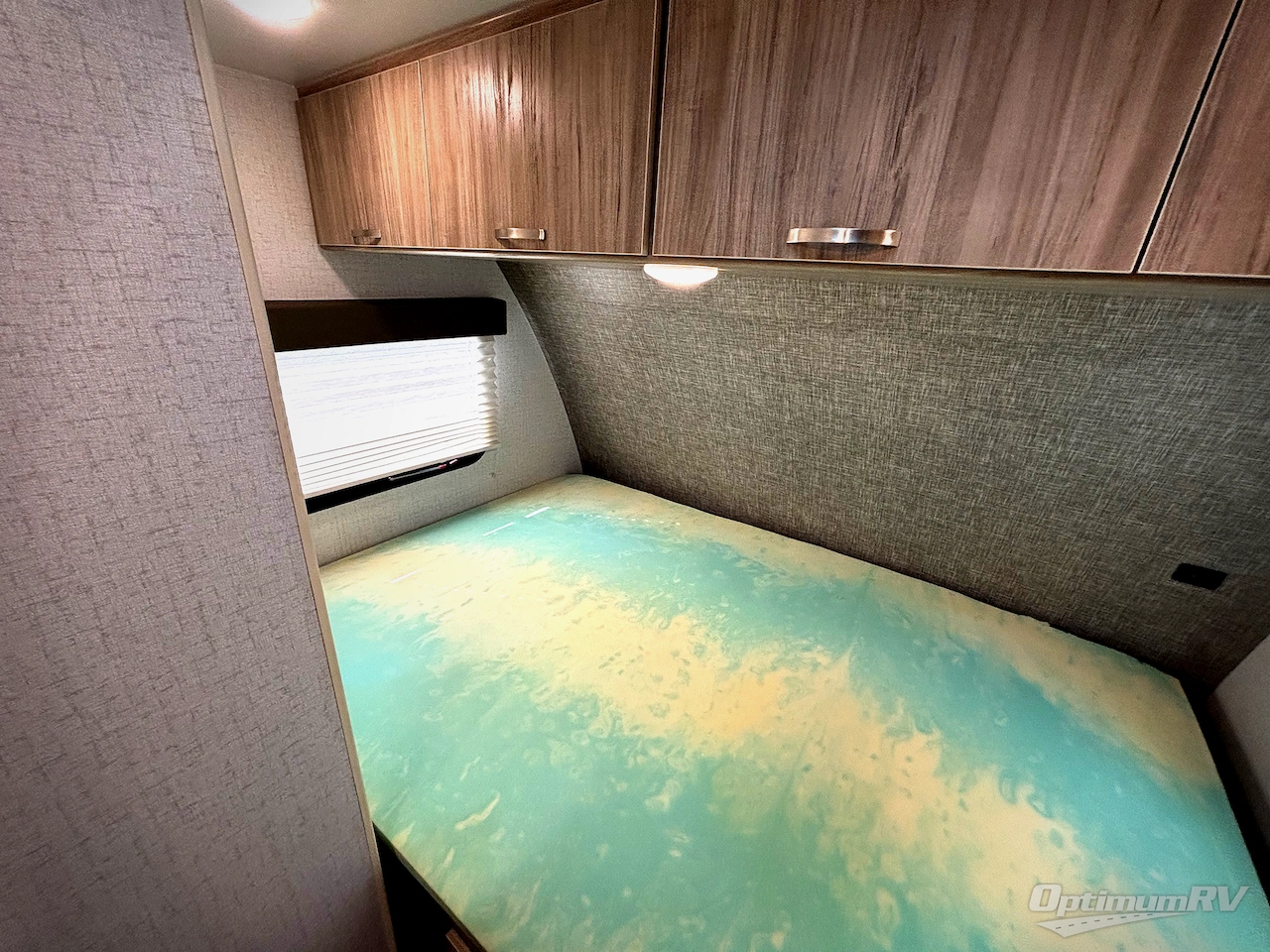 2022 Winnebago Towables Micro Minnie 2225RL Photo 8