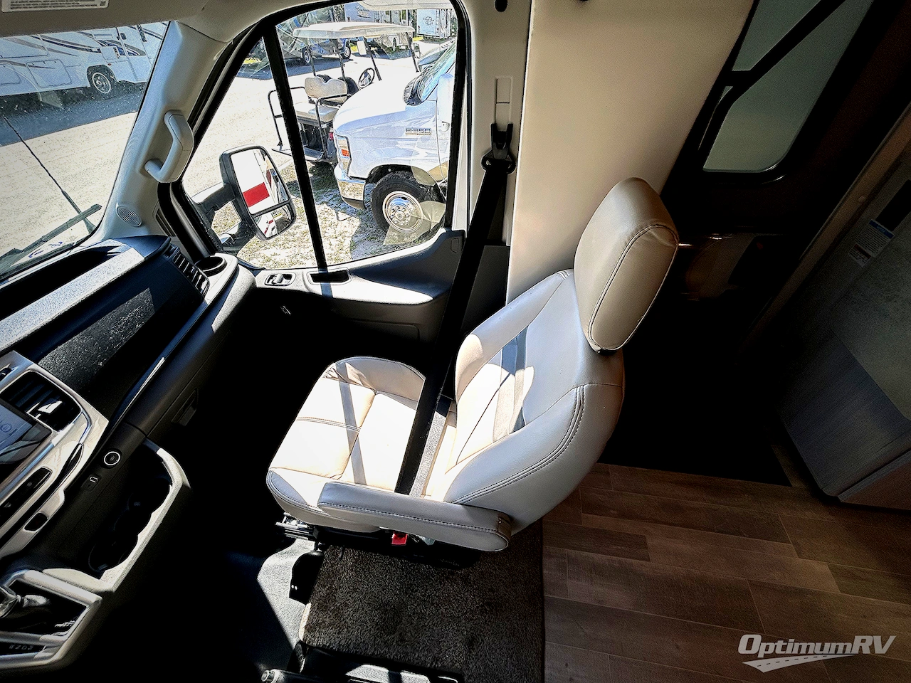 2023 Thor Compass AWD 23TW Photo 3