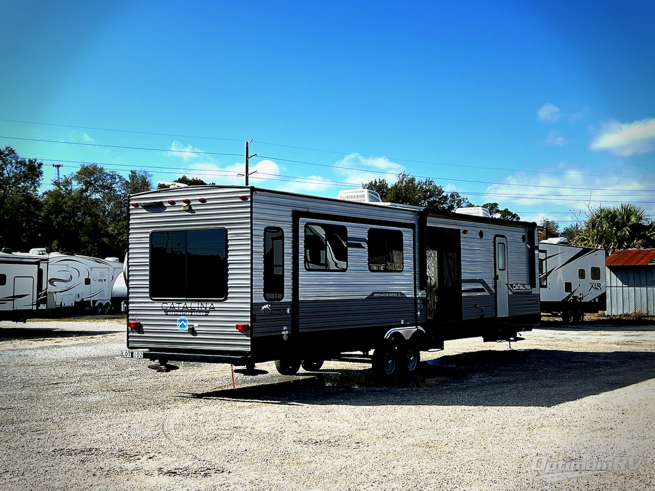 2024 Coachmen Catalina Destination Series 39RLTS Photo 2