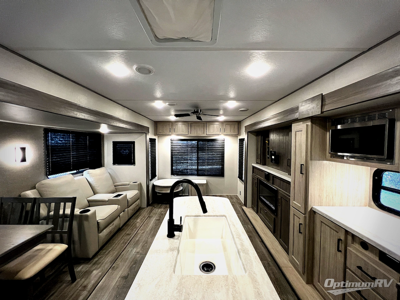 2024 Coachmen Catalina Destination Series 39RLTS Photo 5