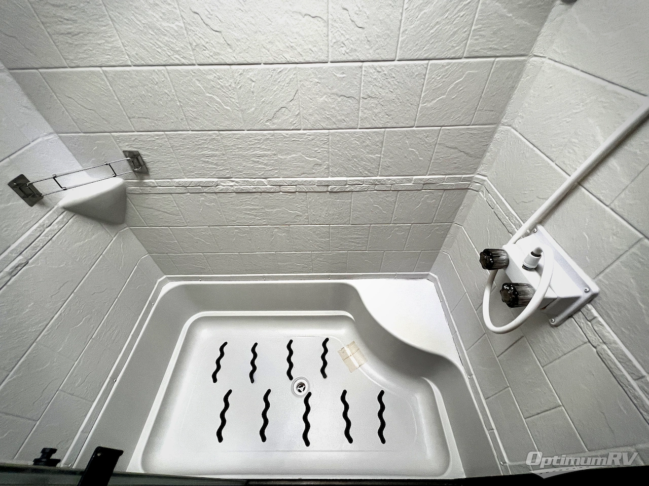 2024 Coachmen Catalina Destination Series 39RLTS Photo 14