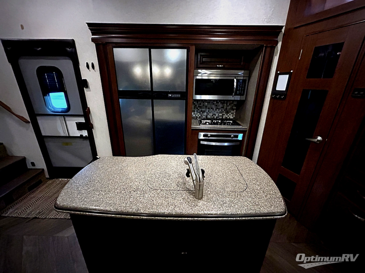 2017 Jayco North Point 379DBFS Photo 6