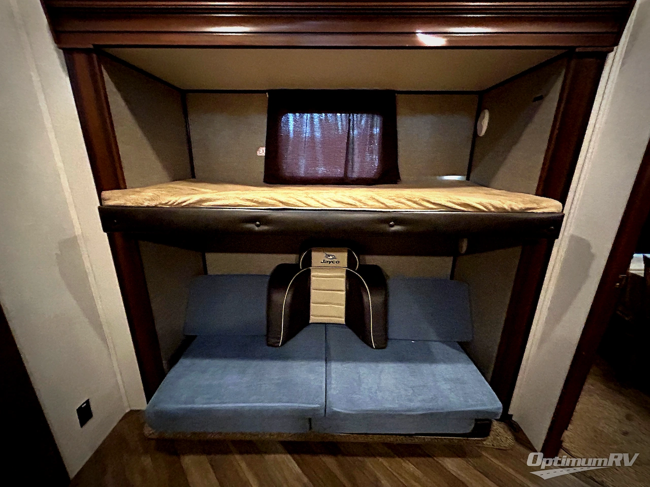 2017 Jayco North Point 379DBFS Photo 20