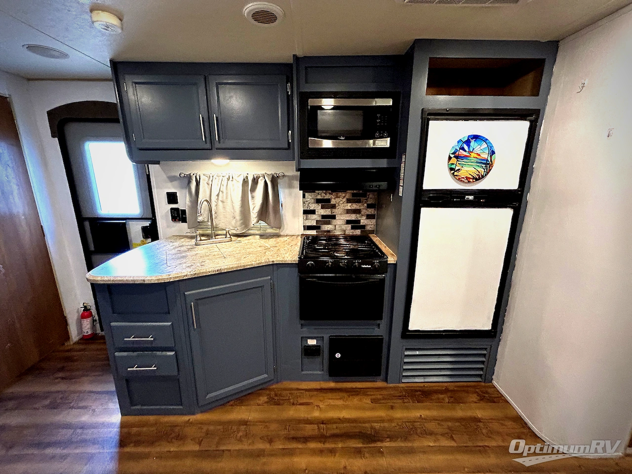 2018 Coachmen Catalina Legacy 293QBCK Photo 6