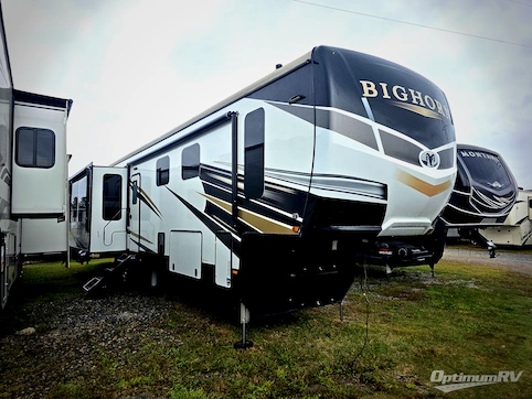 Used 2022 Heartland Bighorn 3970FB Featured Photo