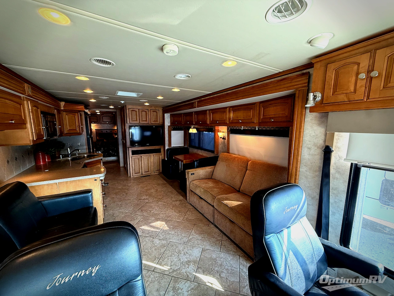2012 Winnebago Journey 36M Photo 4