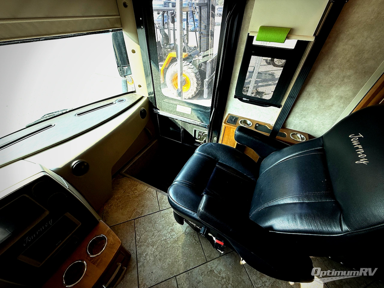 2012 Winnebago Journey 36M Photo 7