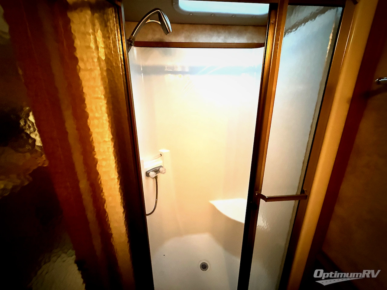 2012 Winnebago Journey 36M Photo 22