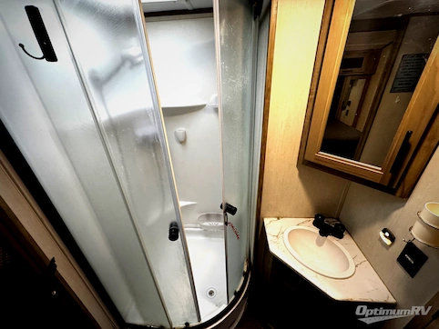 2022 Forest River Cherokee Alpha Wolf 33BH-L RV Photo 4