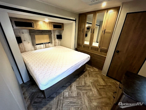 2023 Palomino Puma Destination 39DBT RV Photo 2