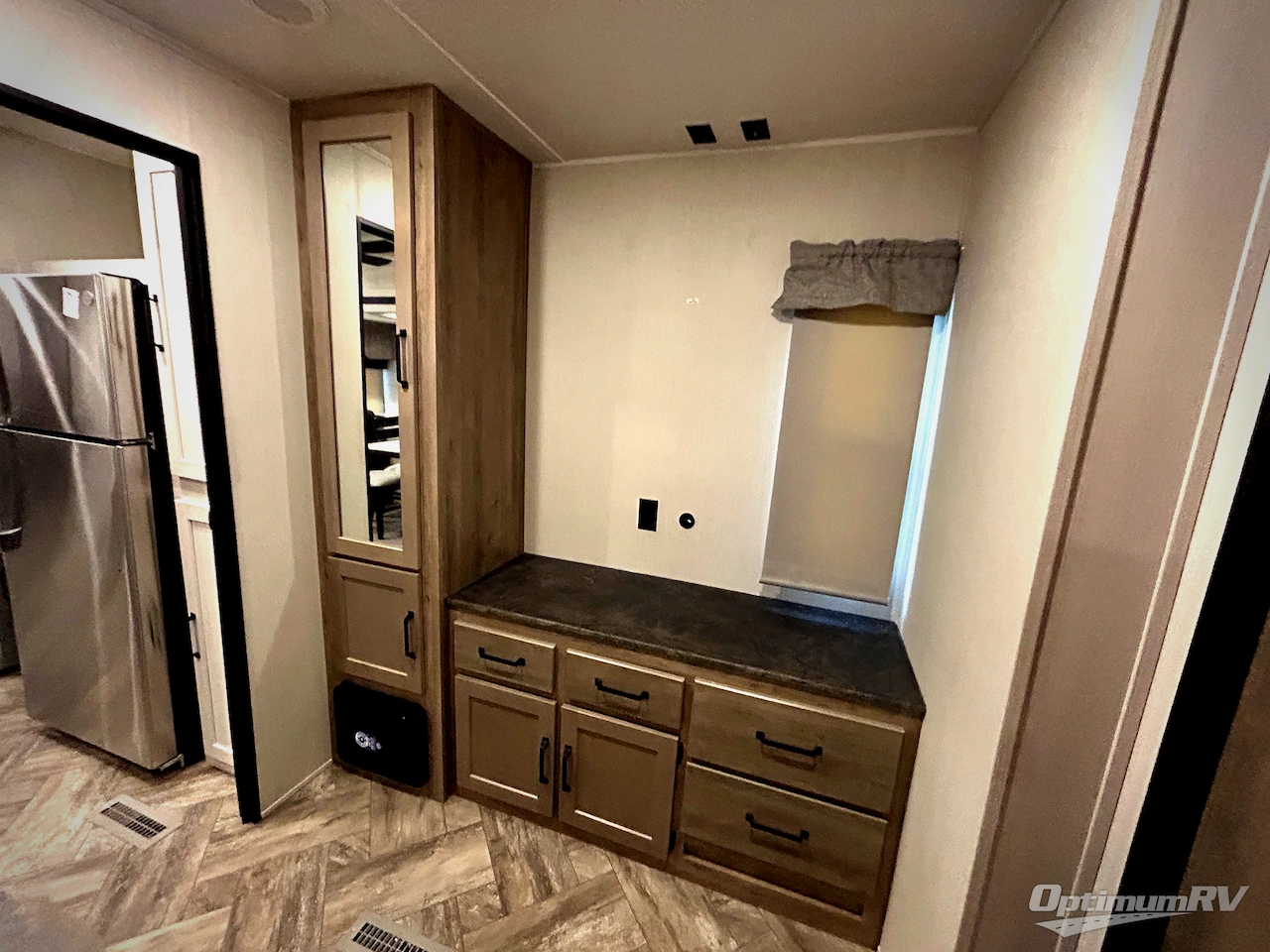 2023 Palomino Puma Destination 39DBT Photo 19