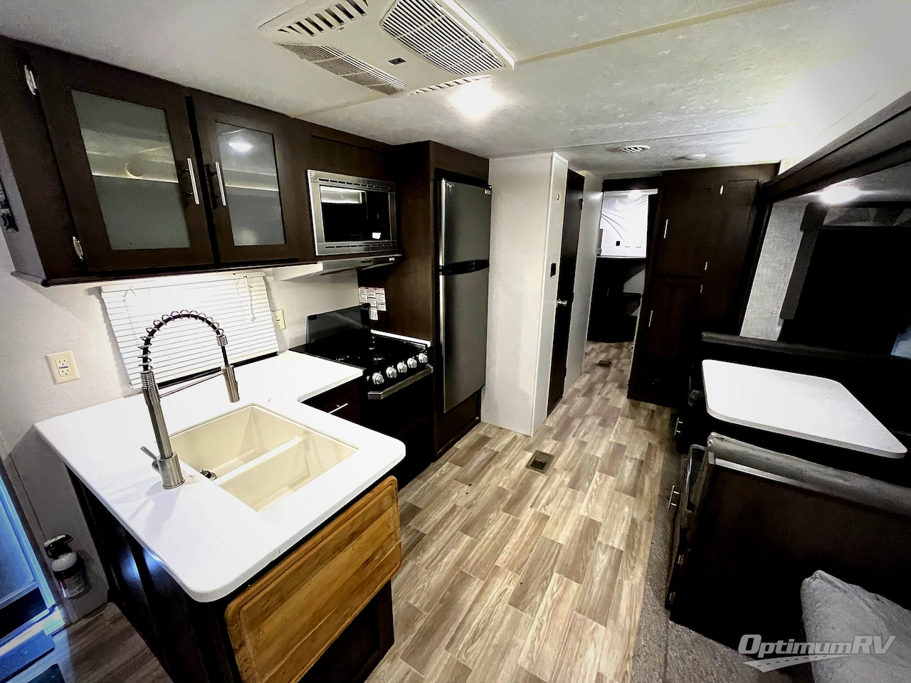 2019 Forest River Salem 30QBSS Photo 5