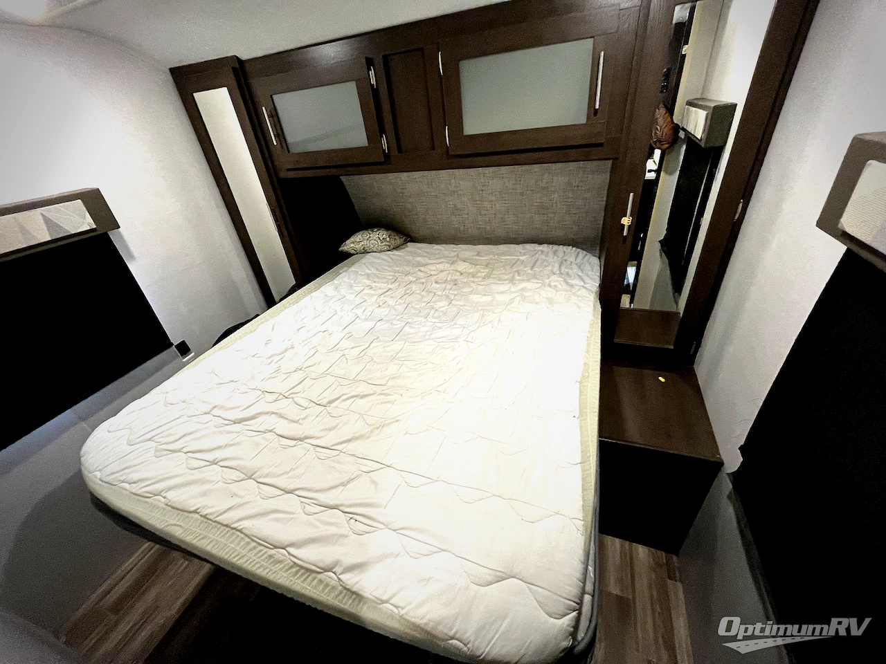 2019 Forest River Salem 30QBSS Photo 17