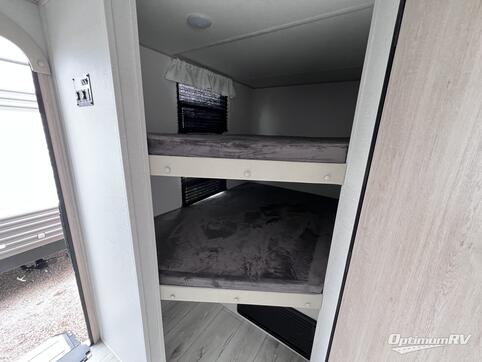 2025 Prime Time Avenger 25MKB RV Photo 4