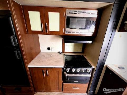 2019 Prime Time Avenger 32DEN RV Photo 3