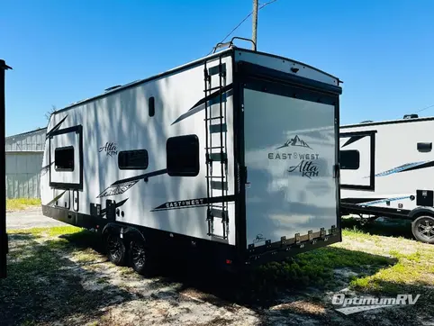 2024 East To West Alta 2400TH RV Photo 2