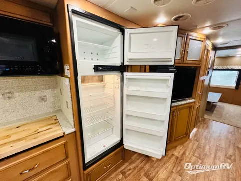 2015 Newmar Bay Star 3401 RV Photo 3