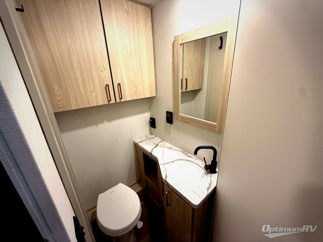 2026 East To West Entrada 2950OK Photo 20