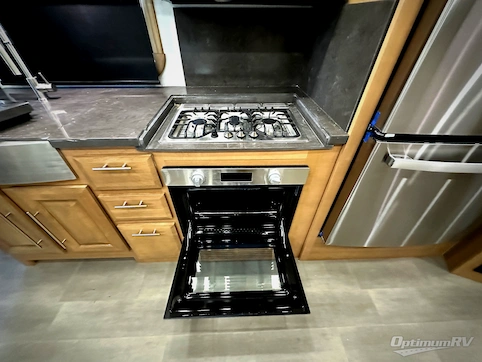 2025 Forest River Georgetown 7 Series 36D7 RV Photo 3