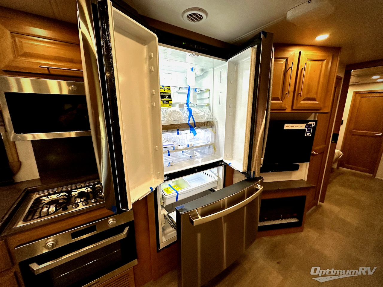 2025 Forest River Georgetown 7 Series 36D7 Photo 14