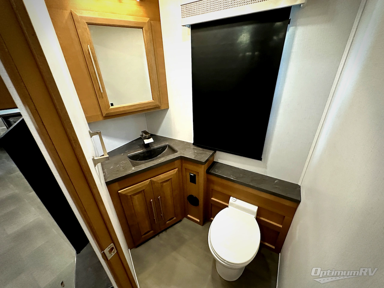 2025 Forest River Georgetown 7 Series 36D7 Photo 16