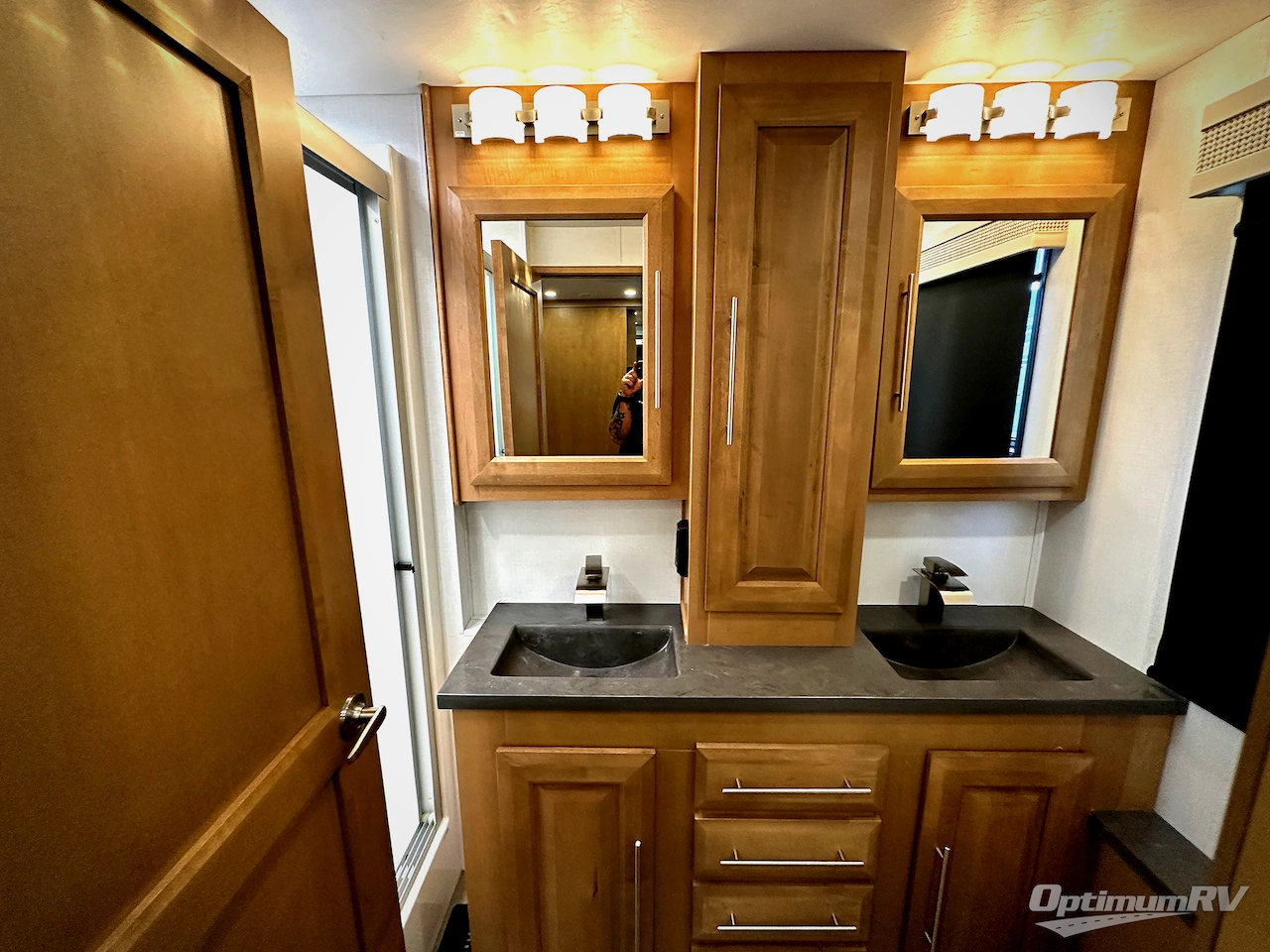 2025 Forest River Georgetown 7 Series 36D7 Photo 20