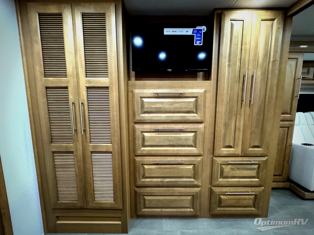 2025 Forest River Georgetown 7 Series 36D7 Photo 18