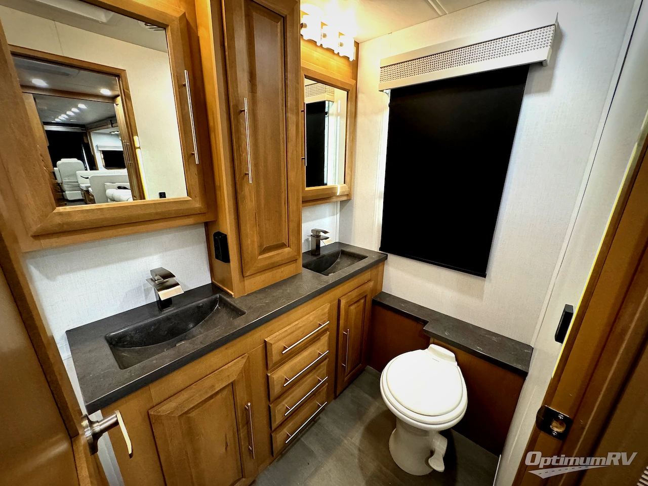 2025 Forest River Georgetown 7 Series 36D7 Photo 20