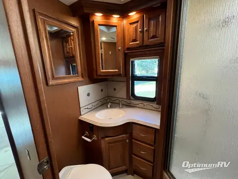 2011 Tiffin Phaeton 40QKH RV Photo 4